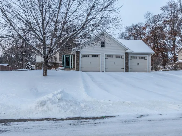 1907 Wildflower Ln NE, Alexandria, MN 56308