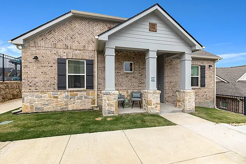Avilla Grove Photo 1