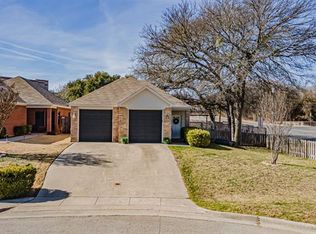 1002 Story Book Ln, Weatherford, TX 76086