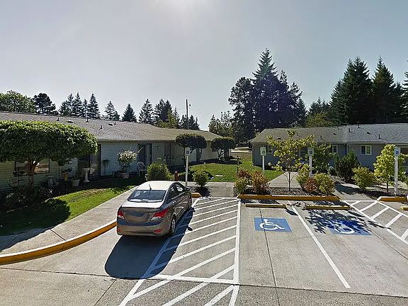 5th image of 1100 N 12th St #9606