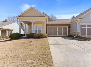 6106 Longleaf Dr, Hoschton, GA 30548