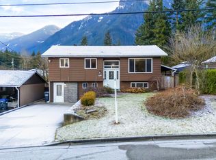 650 Park St, Hope, BC V0X 1L4