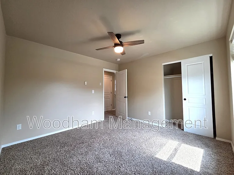 393 Water Lily Dr — Photo 17