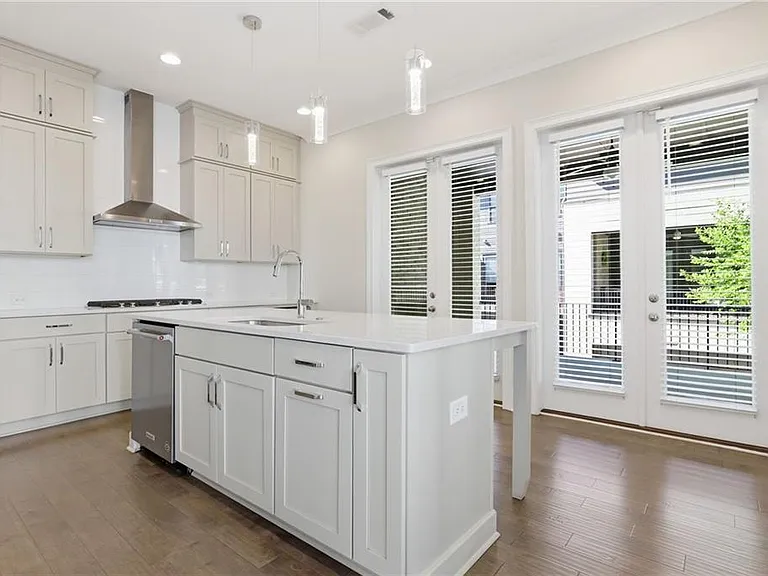 6572 Aria Village Dr — Photo 11