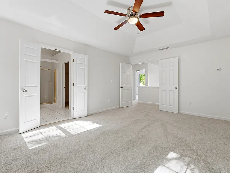 1369 Lamont Dr SW — Photo 16