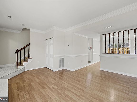 5th image of 2201 Hamway Dr