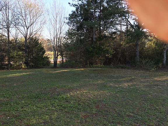 Back w road frontage