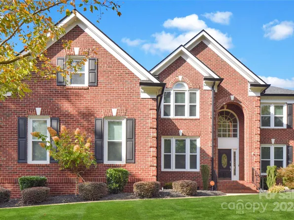 5722 Legacy Cir, Charlotte, NC 28277