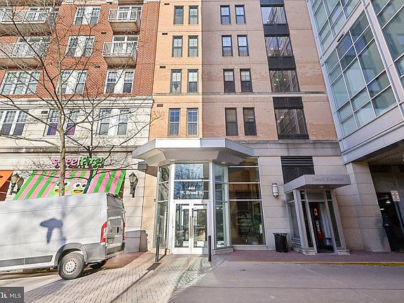 3rd image of 444 W Broad St Unit 533