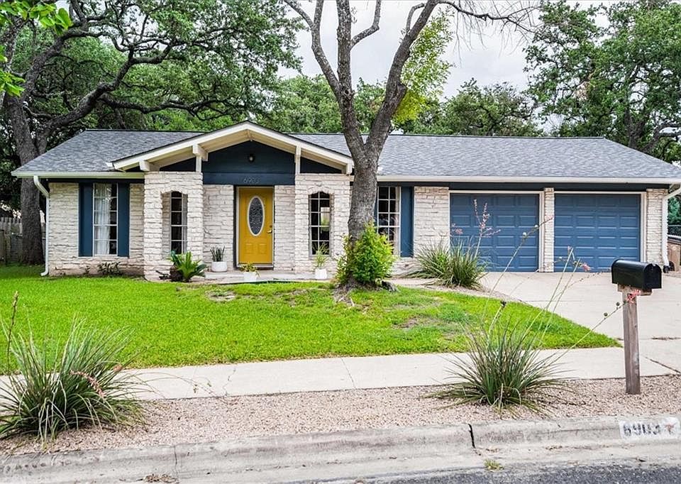 1st image of 6903 Whispering Oaks Dr