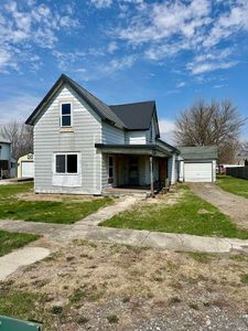 404 W North St, Wolcott, IN, 47995