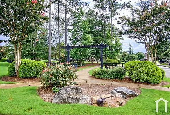 27 Pin Oak Ln — Photo 36