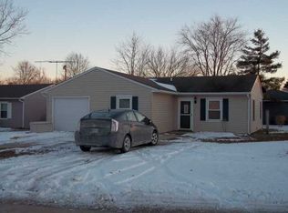 143 Schaefer Dr, Hope, IN 47246
