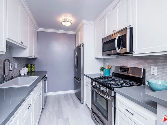 4th image of 1840 Camden Ave APT 205