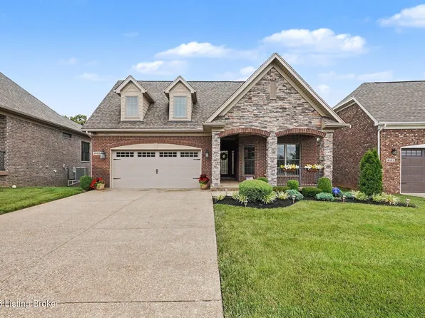 2105 Centurion Way, Louisville, KY 40245