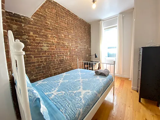 Rented by Oxford Property Group | media 7