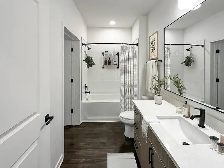 1722 Nuccio Pkwy — Photo 8