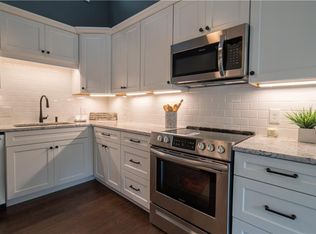 642 Heritage Vlg #A, Southbury, CT