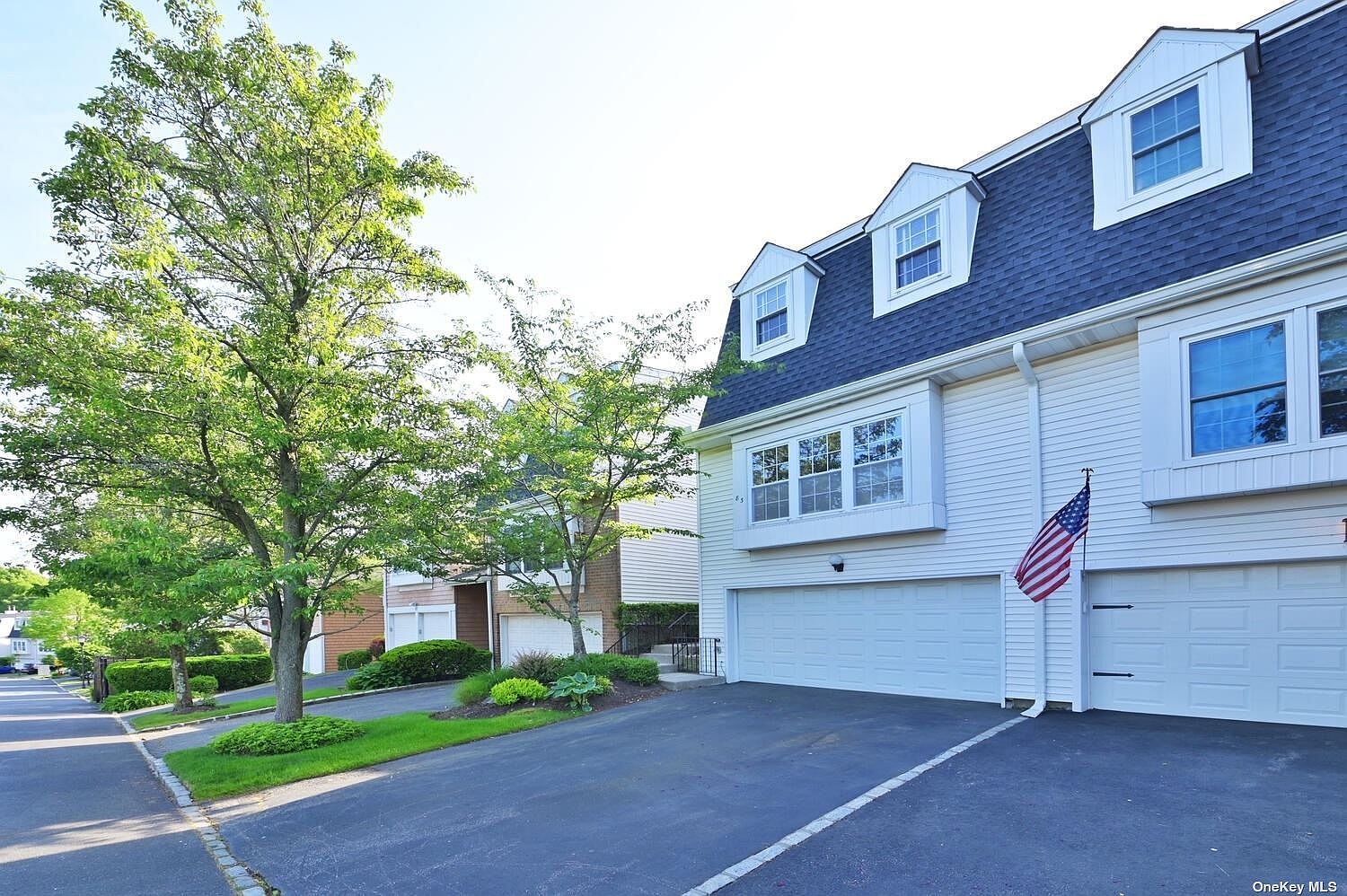 83 Hidden Ridge Drive, Syosset, NY 11791 Zillow