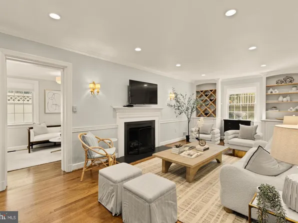 6038 Fort Hunt Rd, Alexandria, VA 22307