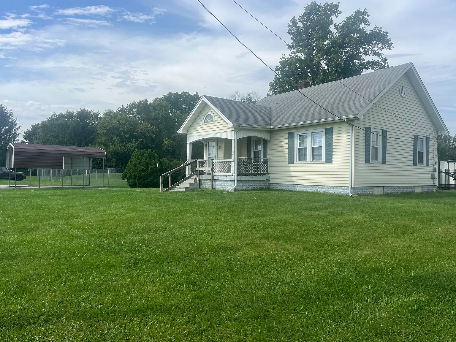 2 bed, 740 sqft, $1,280 — Photo 3