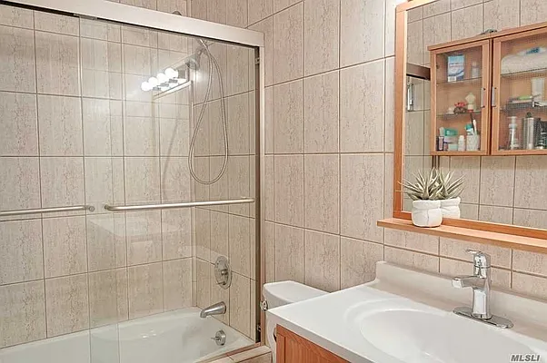 Sold by Charles Rutenberg Realty, Inc. | media 33