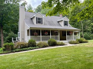95 Sandgully Rd N, South Deerfield, MA 01373