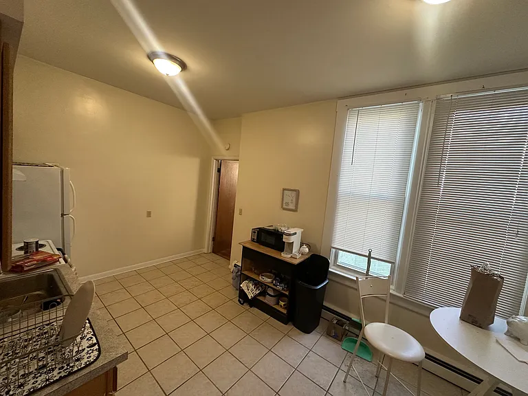2812 Jefferson Ave #4 — Photo 6