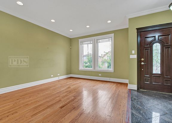 4th image of 2407 N 75th Ct