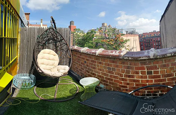 Rented by City Connections Realty | media 13