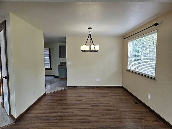 4th image of 13502 Eldridge Pl NW