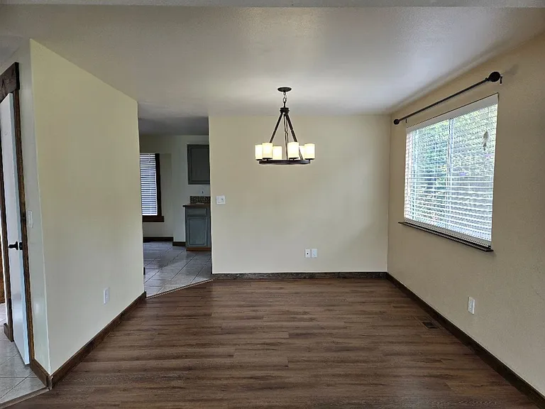 13502 Eldridge Pl NW — Photo 4