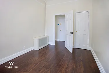 Rented by Warburg