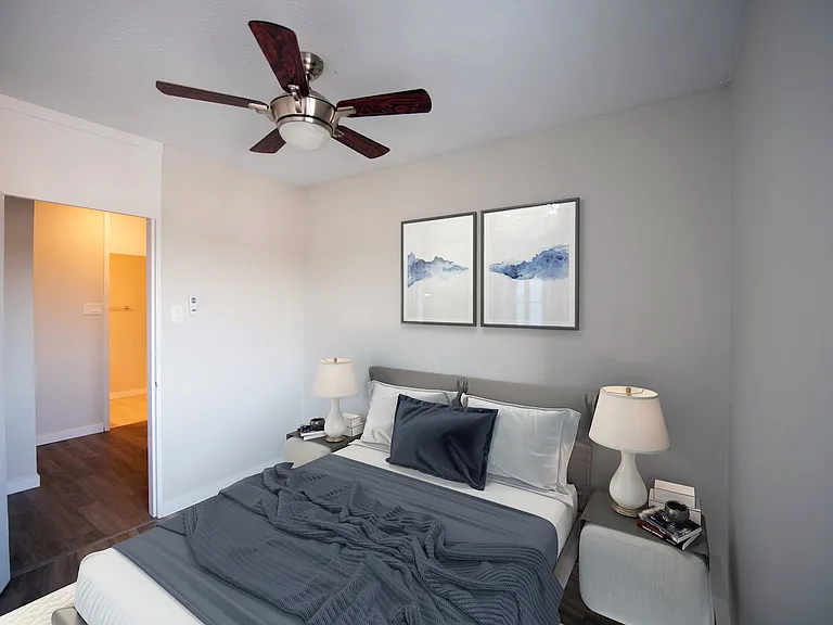 2510 Portage Ave — Photo 16