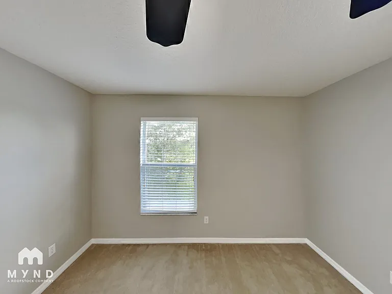 1460 Travertine Ter — Photo 13