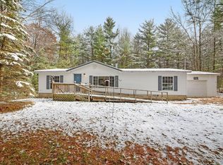 876 S Deer Lake Rd, Reed City, MI 49677