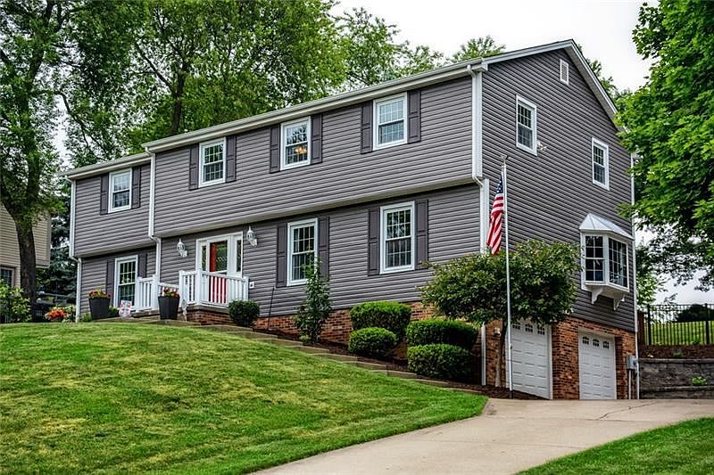 1st image of 2468 2468 Alydar Dr