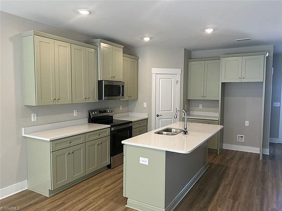 3rd image of 7329 Dew Sharpe Rd