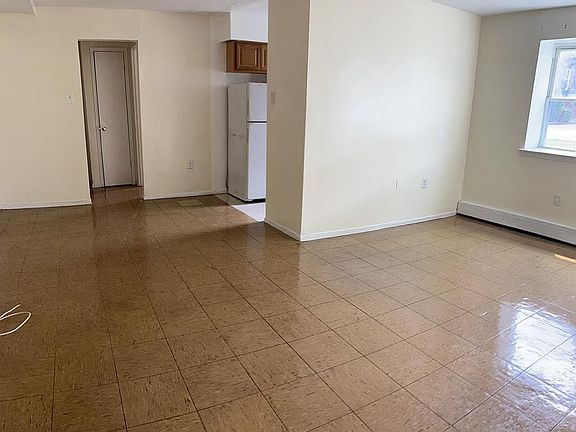 2nd image of 165 Trantor Pl APT 1D