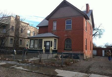 1st image of 1106 E 6th St