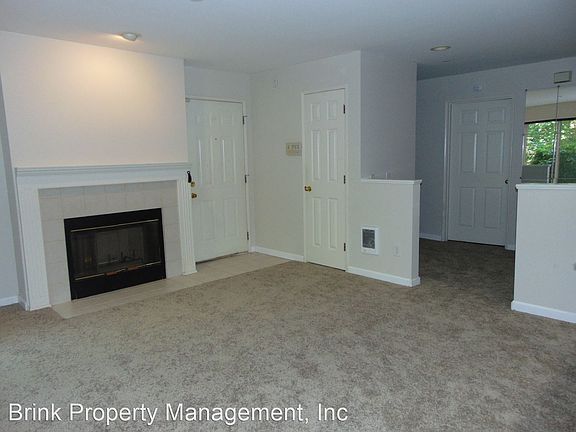 4th image of 6527 200th St W #104