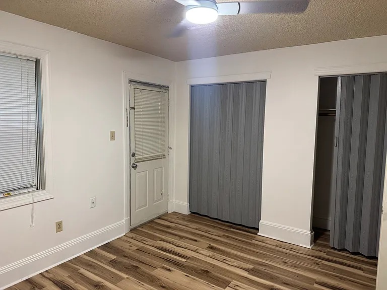 161 Lakeview Park Rd #B — Photo 10