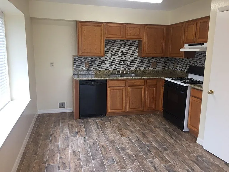2606 S Belgravia Dr — Photo 11
