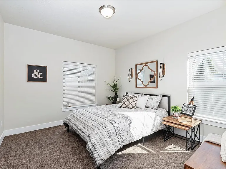 Cedar Crossing Luxury Townhomes — Photo 76