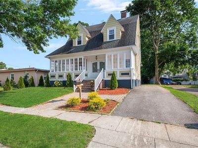 88 Wentworth Ave, Cranston, RI, 02905