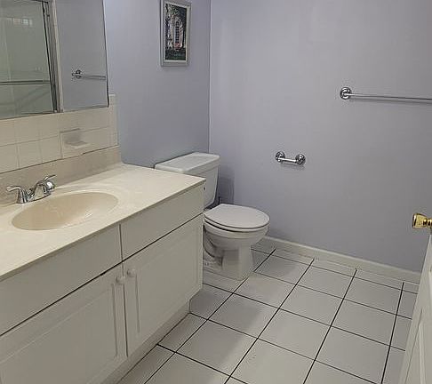 2nd image of 1225 Norwalk Rd APT 5