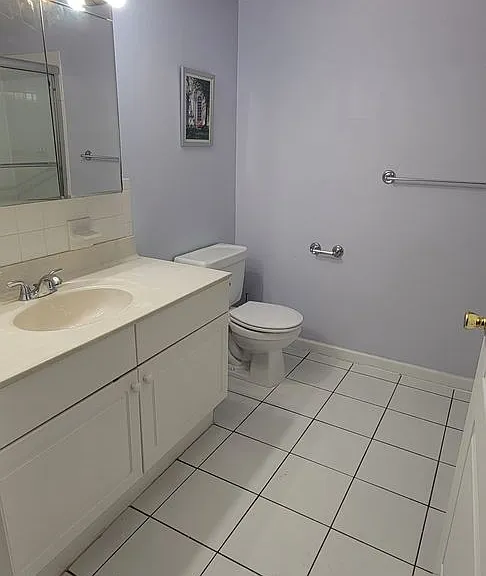 1225 Norwalk Rd #5 — Photo 2