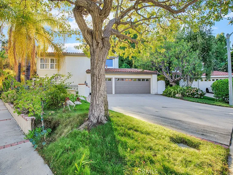 23450 Park Hermosa — Photo 19