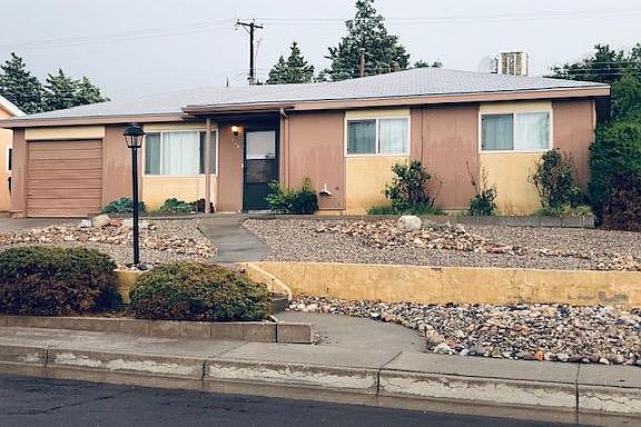 2nd image of 716 Turner Dr NE