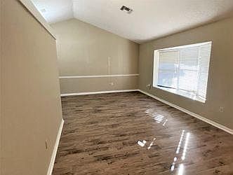 1st image of 1015 Woodward Oaks Cir